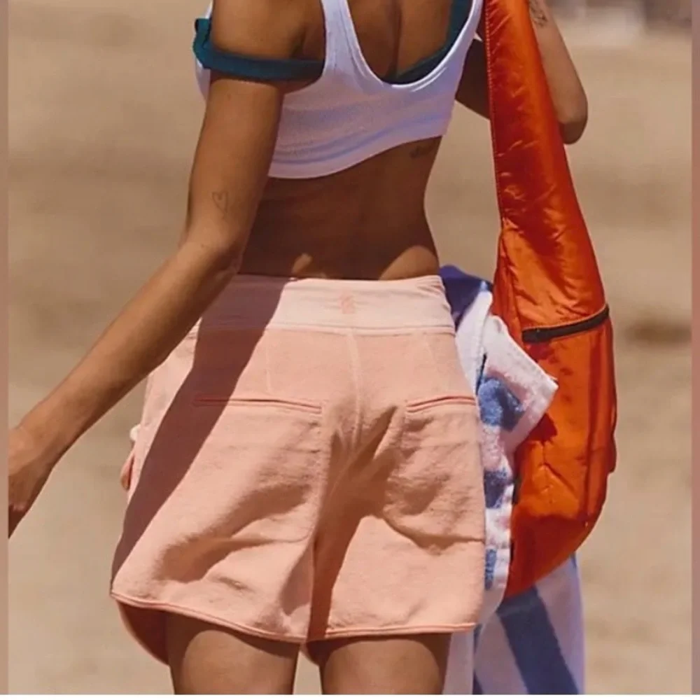 Timko Shorts Free Prople - Picture 2 of 6